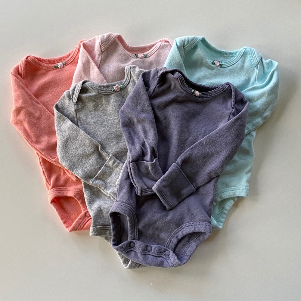 5 Long-Sleeved Newborn Onesies